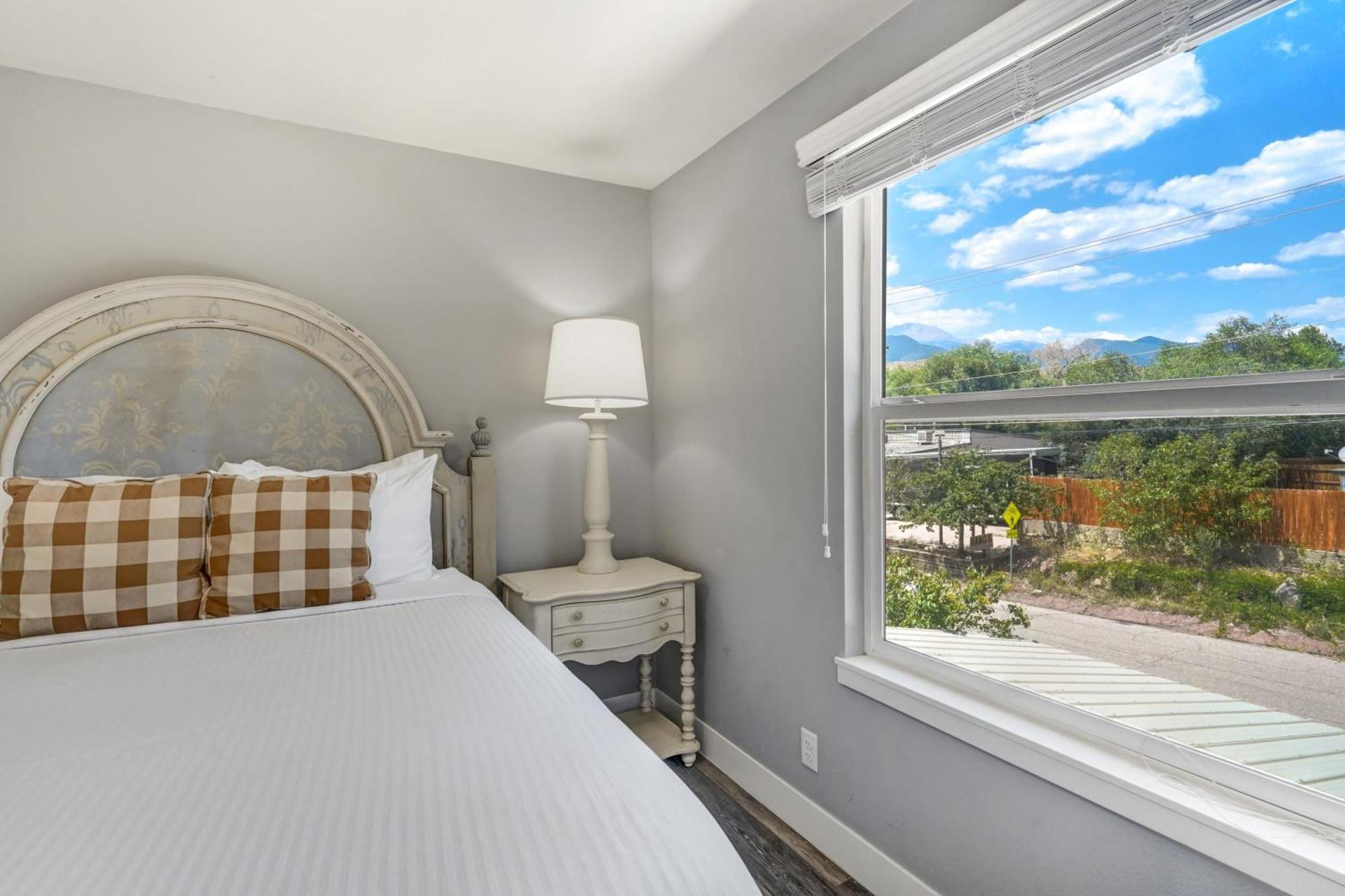 *H New!* Old Colorado City Traveler'S Experience Colorado Springs Exterior photo